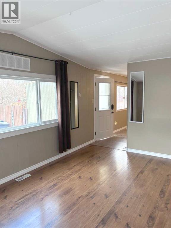 671, 6940 63 Avenue, Red Deer — photo 2