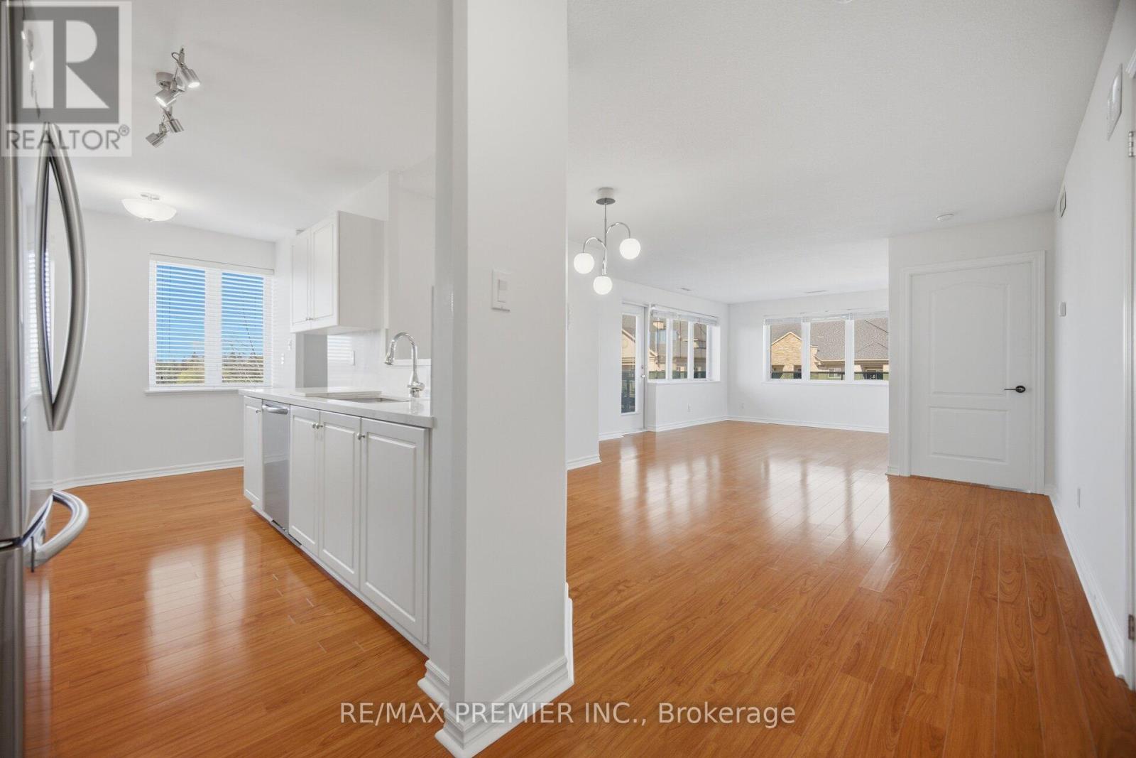 Photo of 401 - 3 DAYSPRING CIRCLE