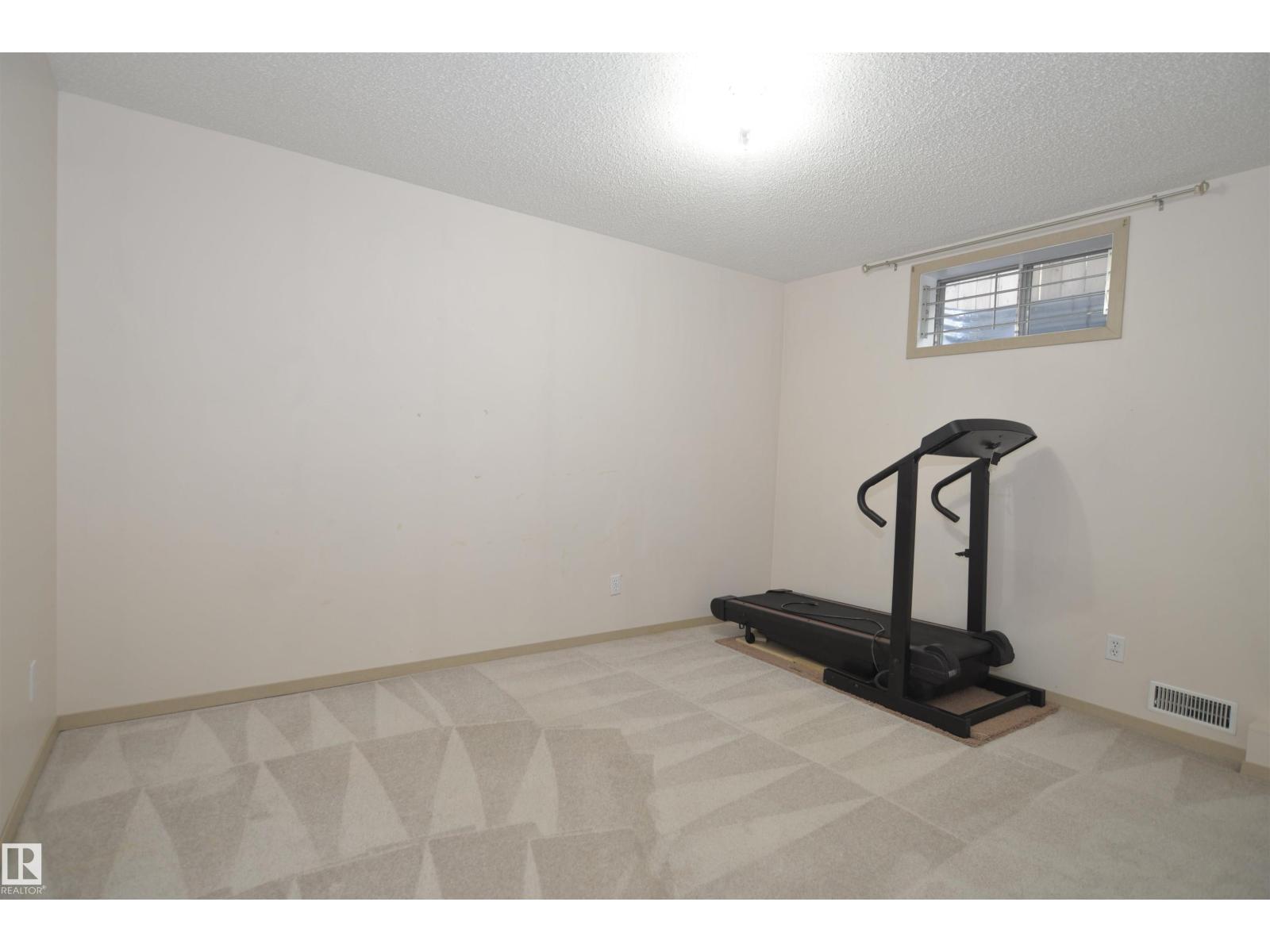 7936 154 AV NW, Edmonton — photo 23