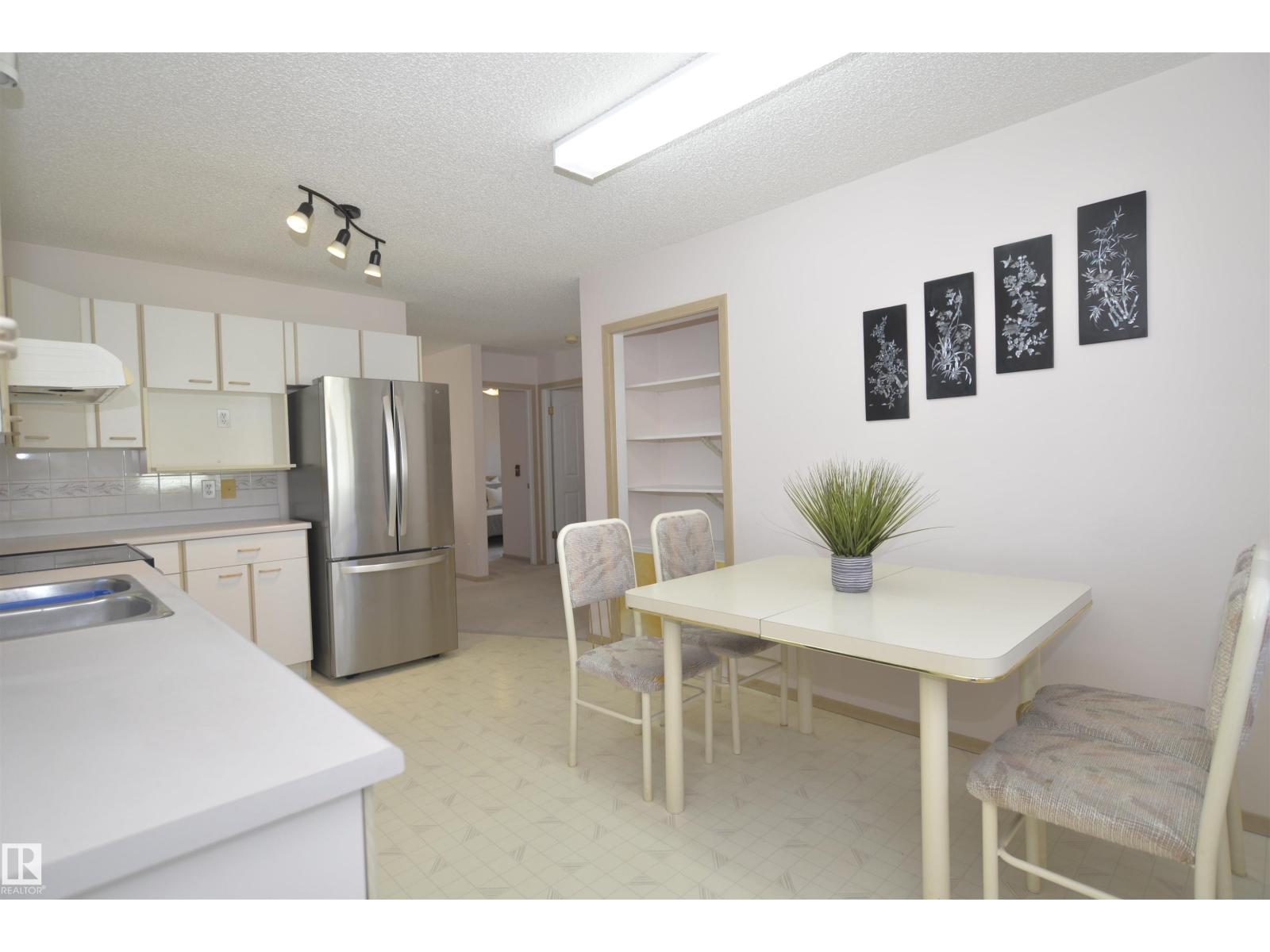 7936 154 AV NW, Edmonton — photo 8