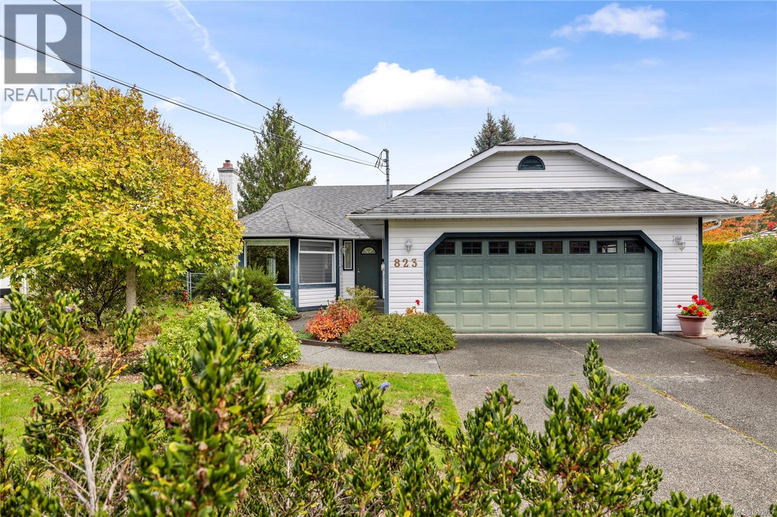 823 Yambury Rd — photo 1