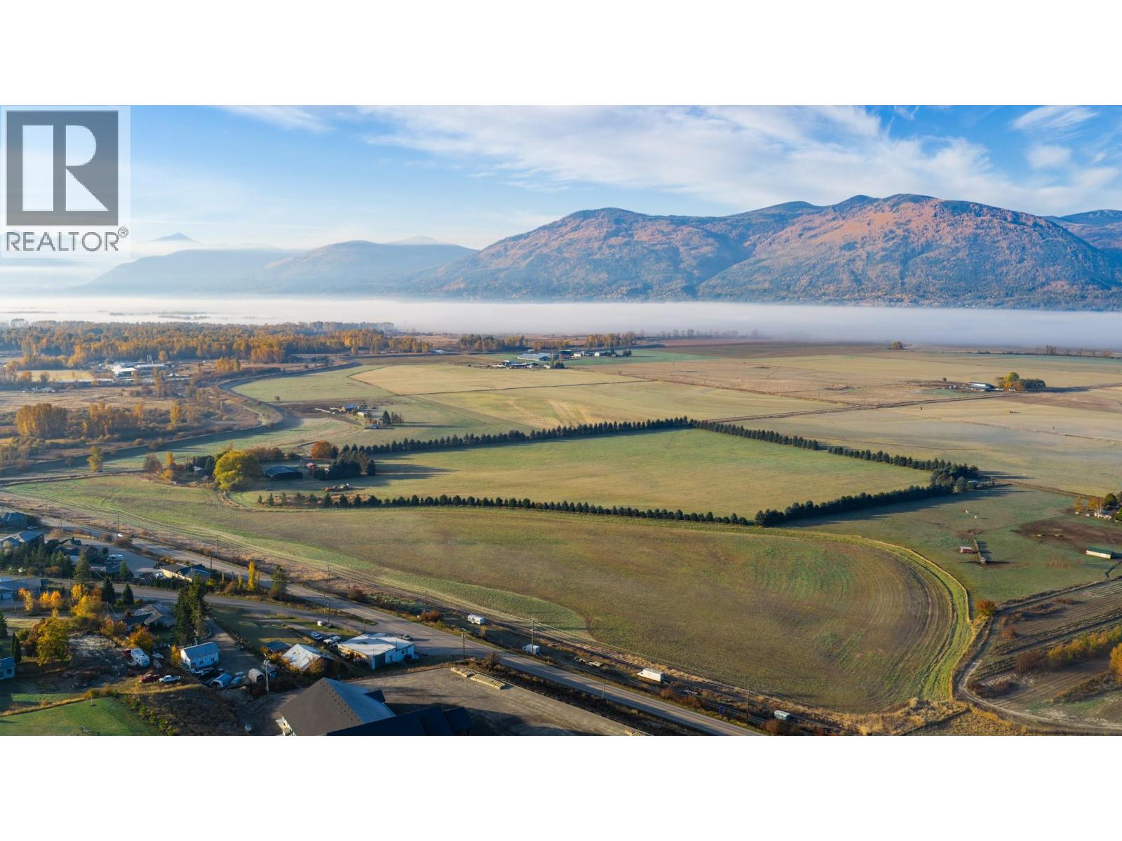306 Kootenay River Road - 3