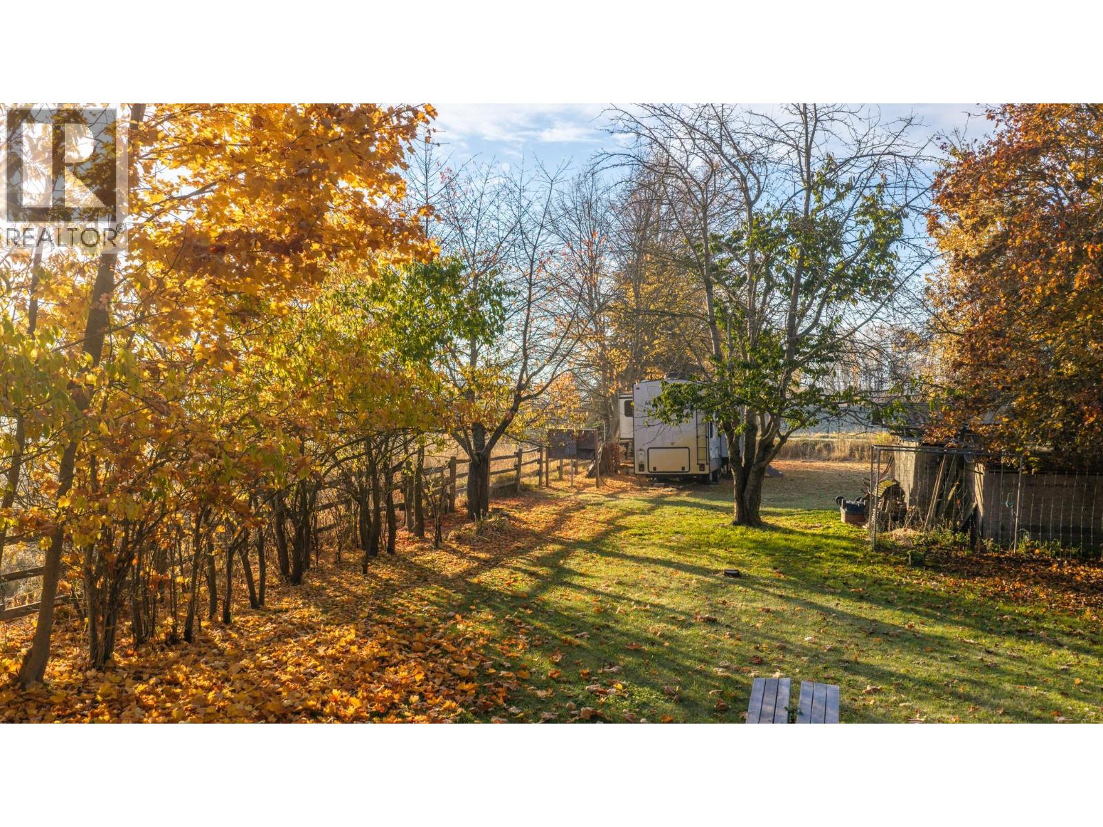 306 Kootenay River Road - 23