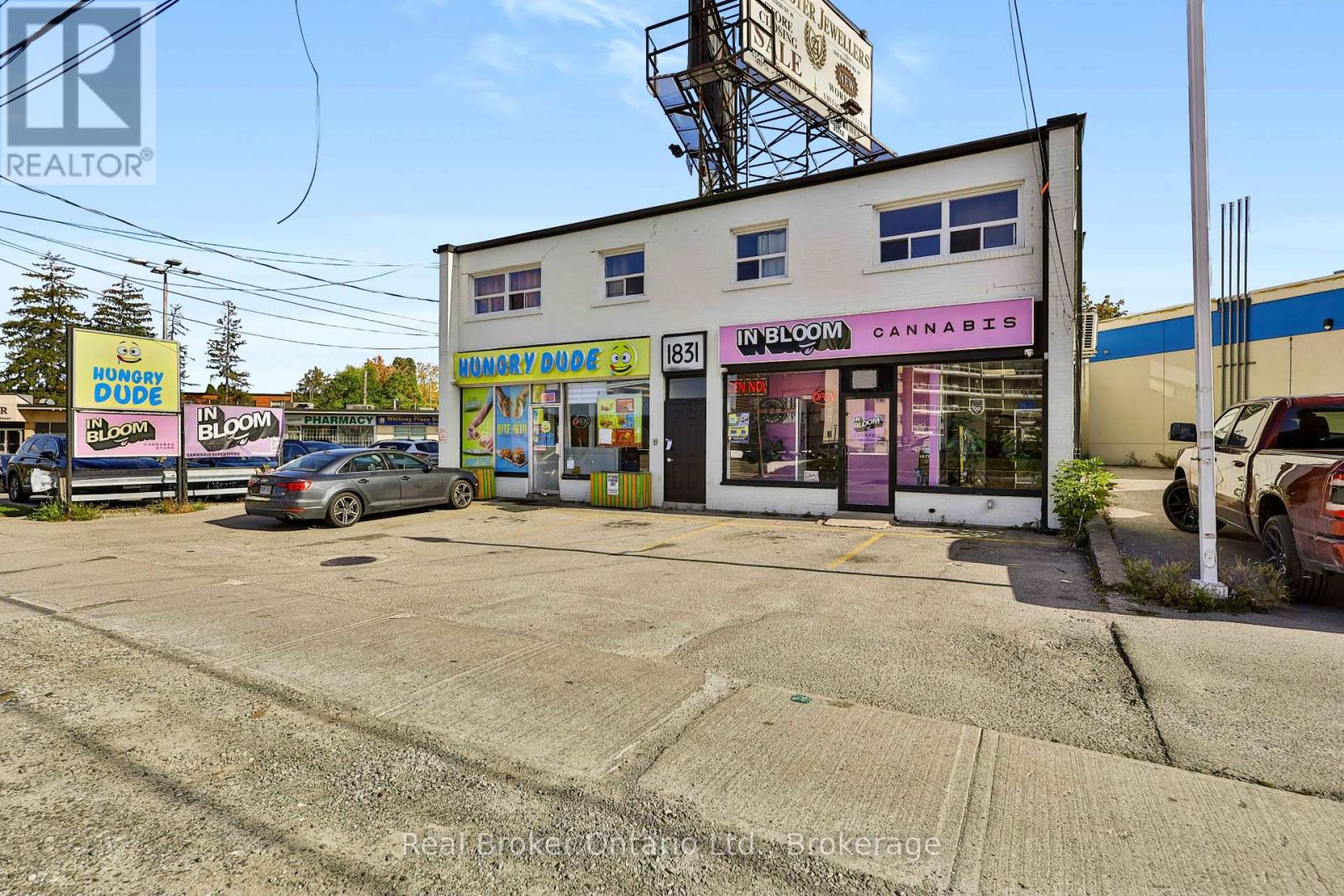1831 MAIN STREET W, Hamilton (Ainslie Wood) — photo 2