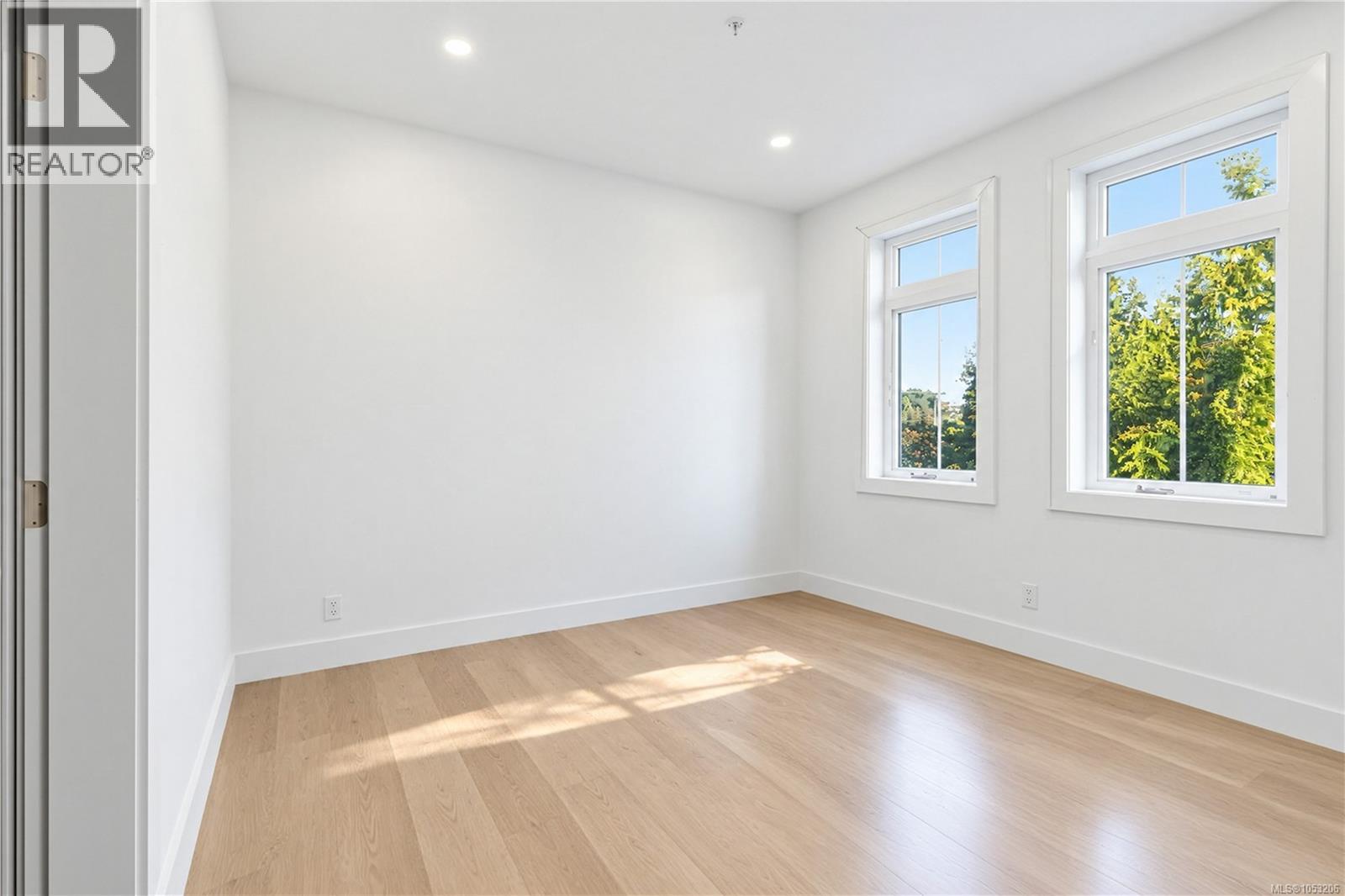 #3 525 Paradise St - 12