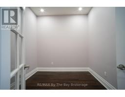 206 - 764 River Road E, Wasaga Beach, ON L9Z2M7 Photo 28