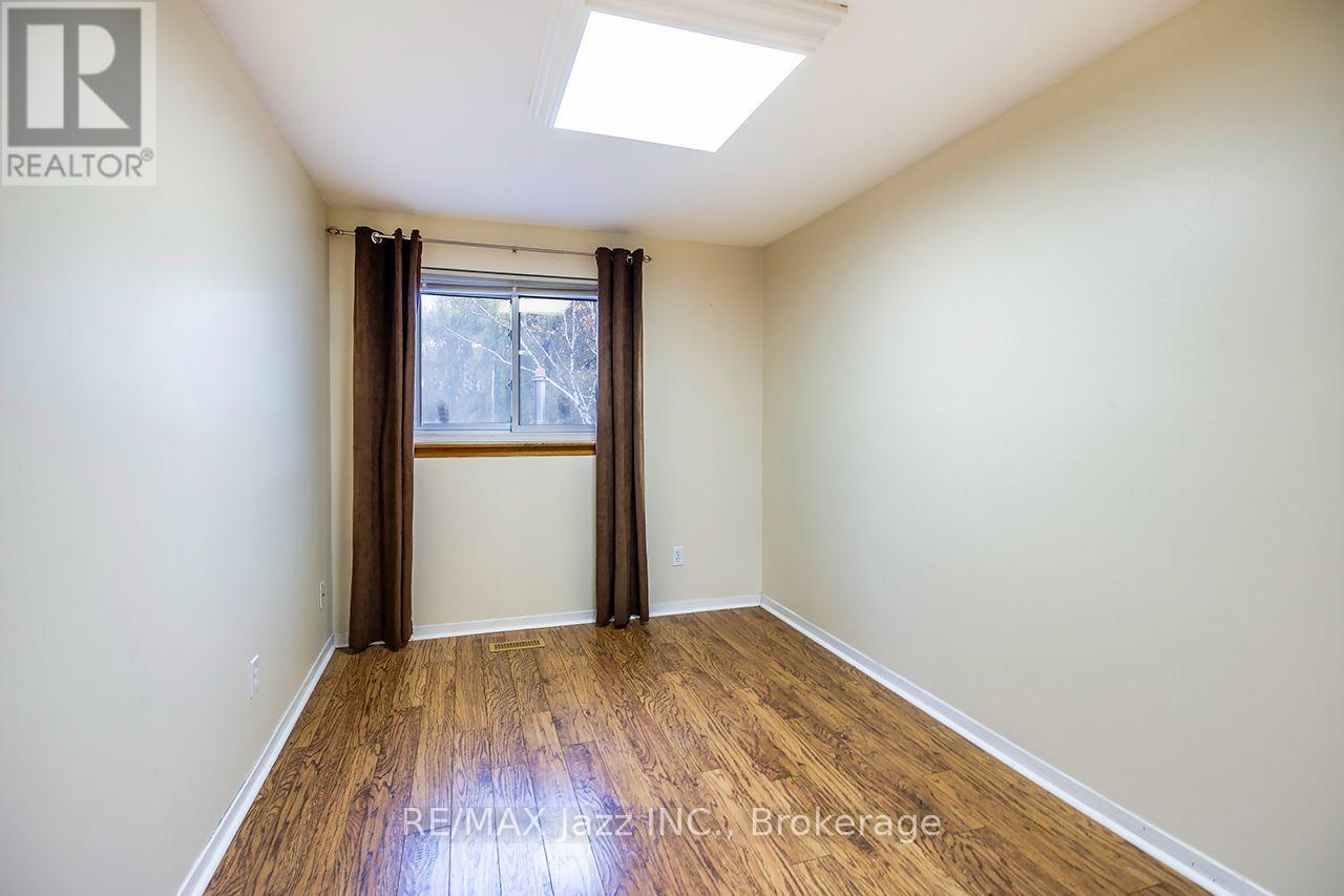446 BREST COURT, Oshawa (Central) — photo 12
