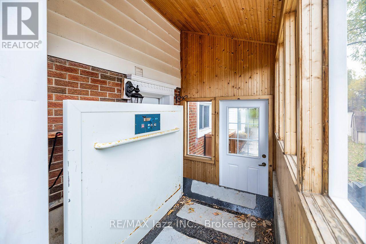 446 Brest Court, Oshawa, ON photo 14