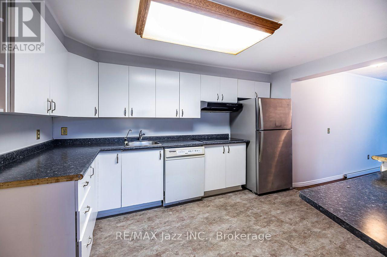 446 Brest Court, Oshawa, ON photo 15