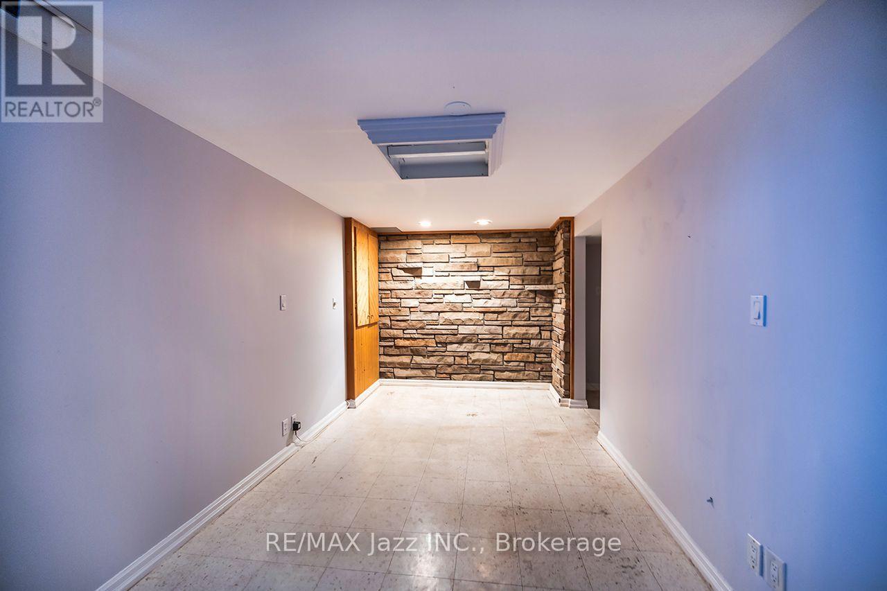 446 Brest Court, Oshawa, ON photo 24