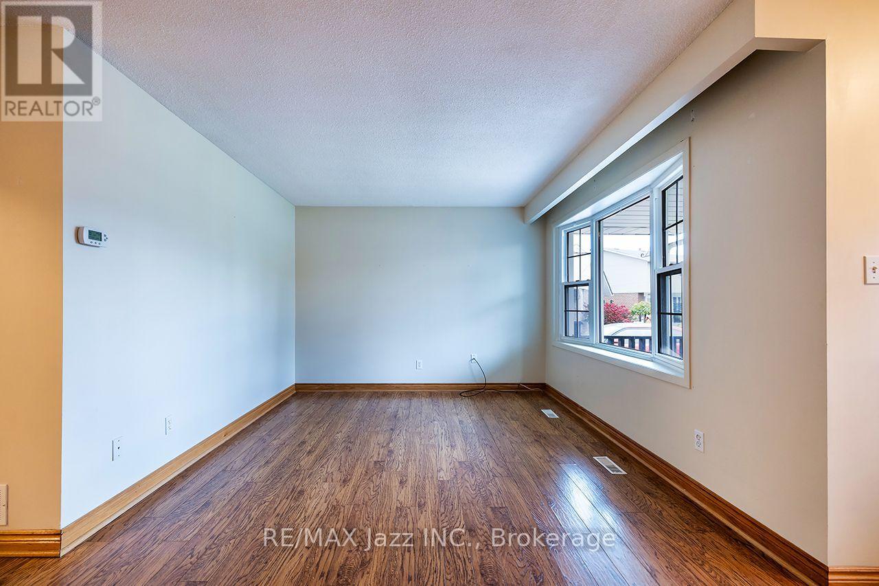 446 BREST COURT, Oshawa (Central) — photo 3