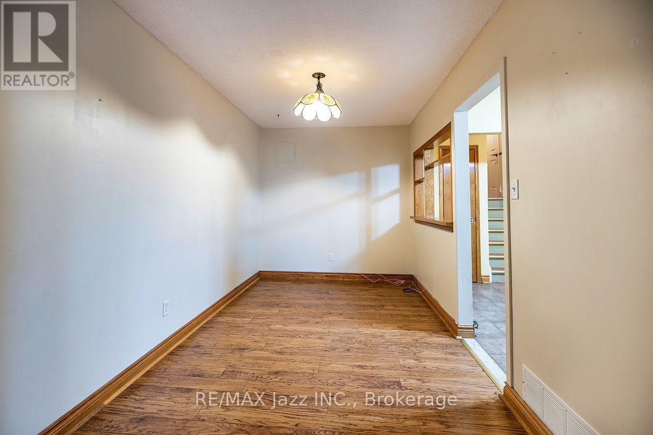 446 BREST COURT, Oshawa (Central) — photo 5