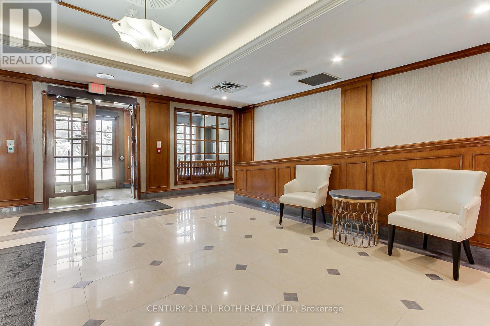 LP915 - 18 CONCORDE PLACE, Toronto (Banbury-Don Mills) — photo 4