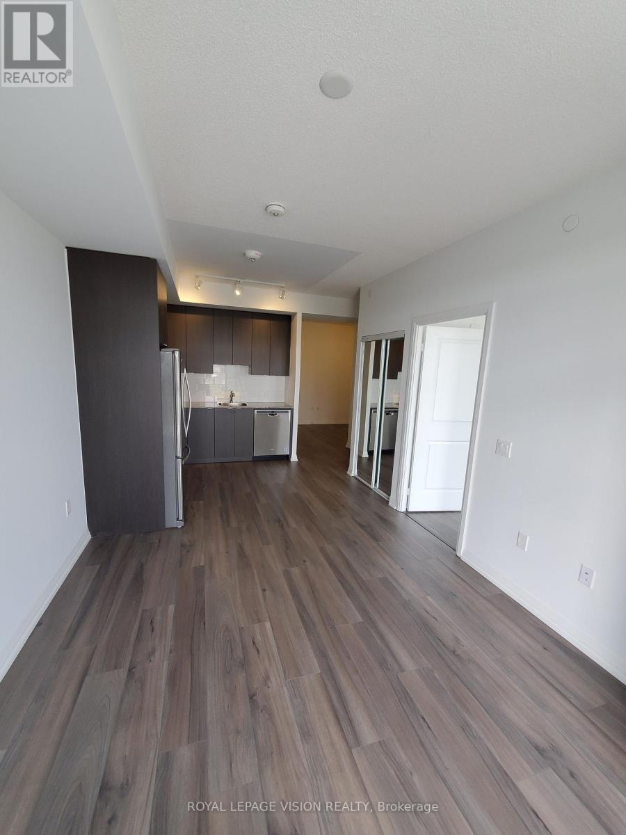 1058 - 60 ANN O'REILLY ROAD, Toronto (Henry Farm) — photo 3