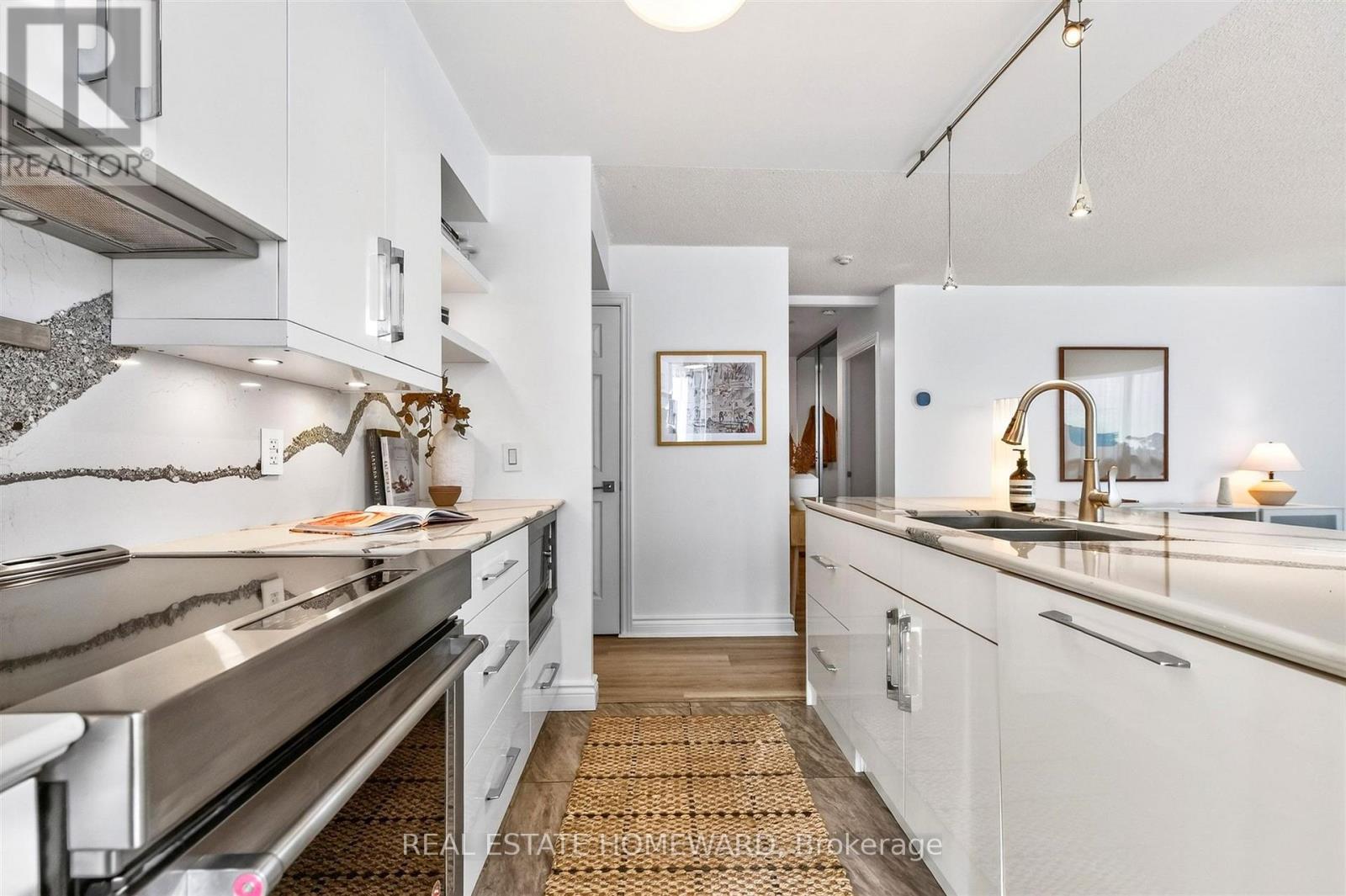 311 - 30 GRAND TRUNK CRESCENT, Toronto (Waterfront Communities) — photo 11