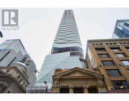 5611 - 197 Yonge Street, Toronto, ON M5B1M4 Photo 19