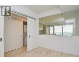 5611 - 197 Yonge Street, Toronto, ON M5B1M4 Photo 8