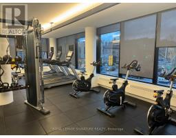 411 - 185 Alberta Avenue, Toronto, ON M6C0A5 Photo 17