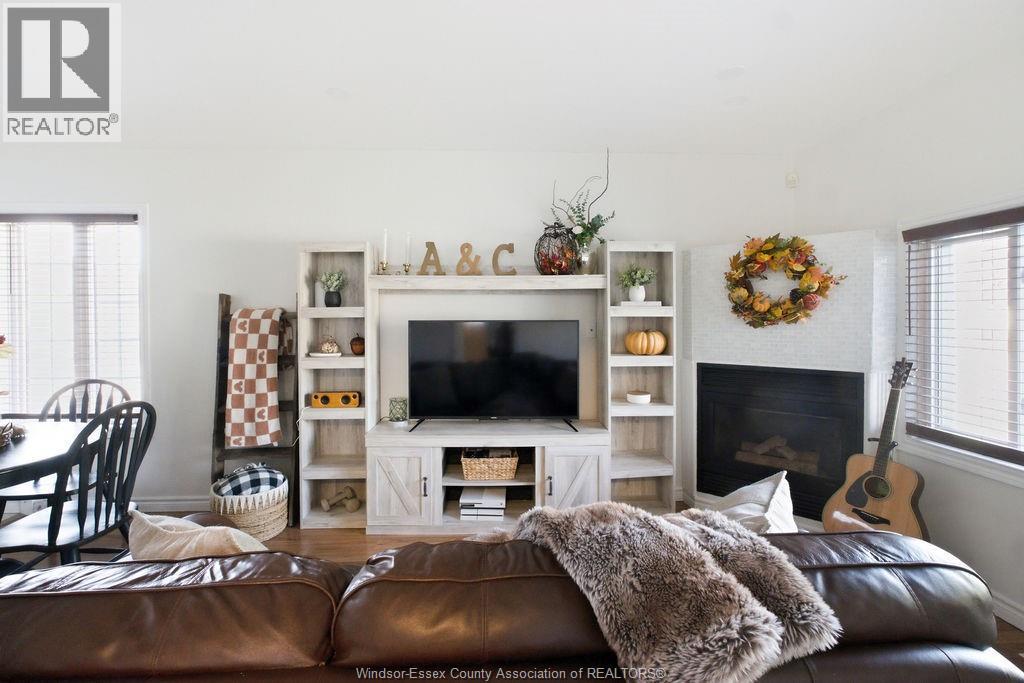 1903 BUCKINGHAM DRIVE - 5