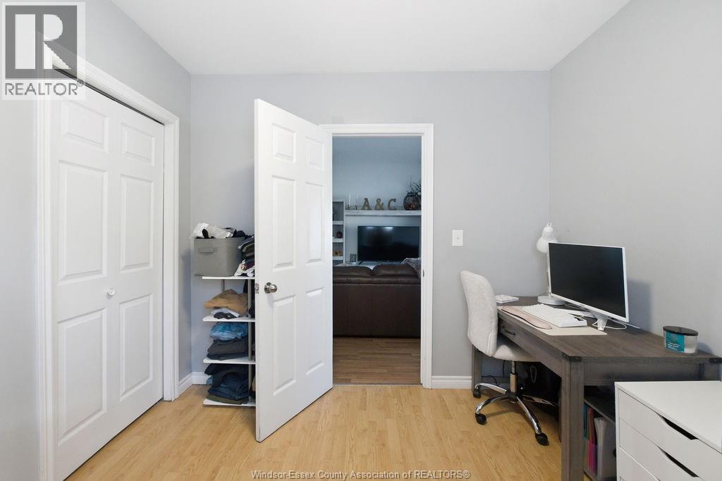 1903 BUCKINGHAM DRIVE - 14