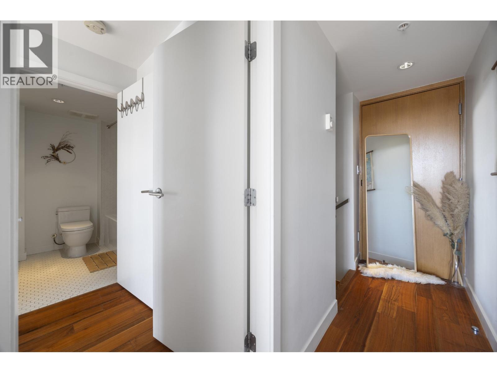 PH9 188 Keefer Street, Vancouver — photo 15