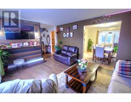 826 Tamarack Drive thumbnail 13