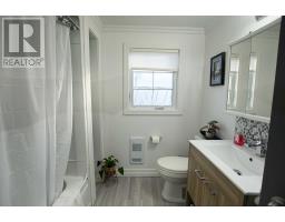826 Tamarack Drive thumbnail 21