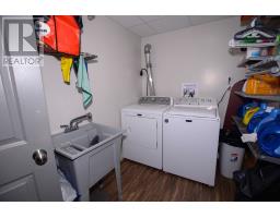826 Tamarack Drive thumbnail 36