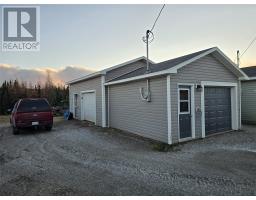 826 Tamarack Drive thumbnail 4