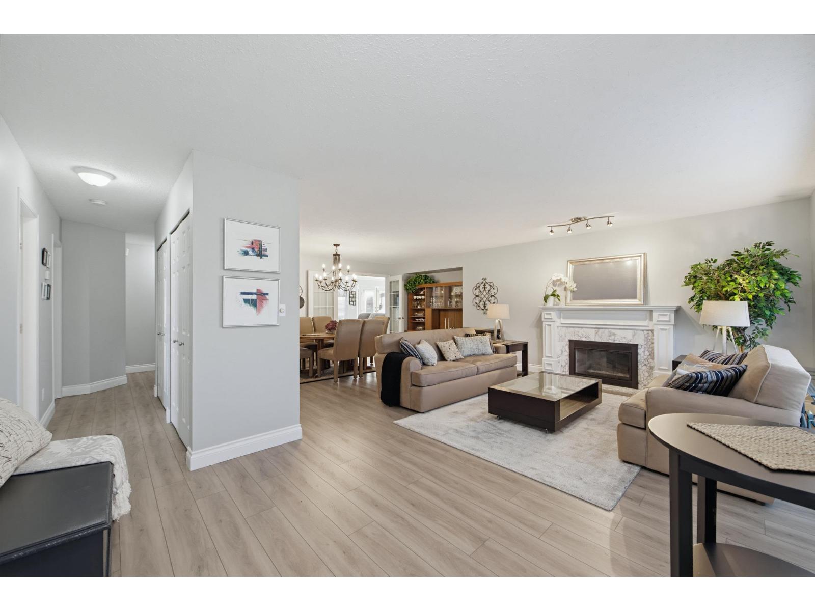 5632 E Sunrise Crescent, Surrey — photo 2