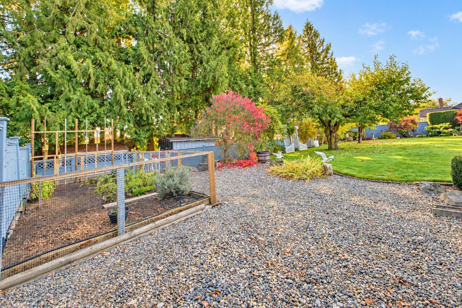 5632 E Sunrise Crescent, Surrey — photo 25