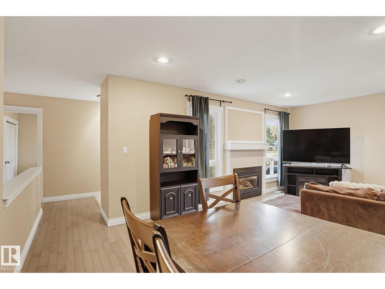 18407 66 AV NW, Edmonton — photo 10