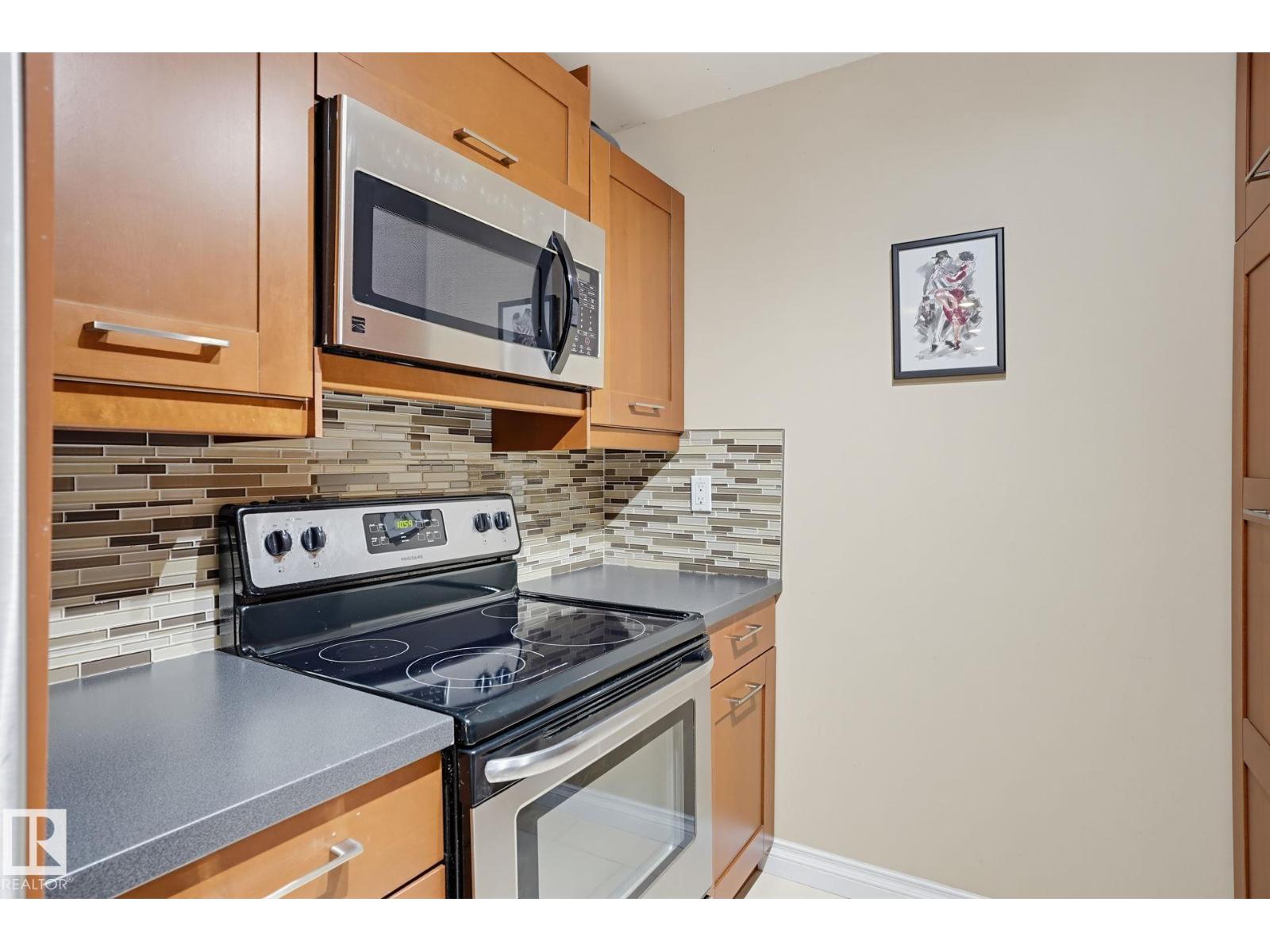 18407 66 AV NW, Edmonton — photo 16