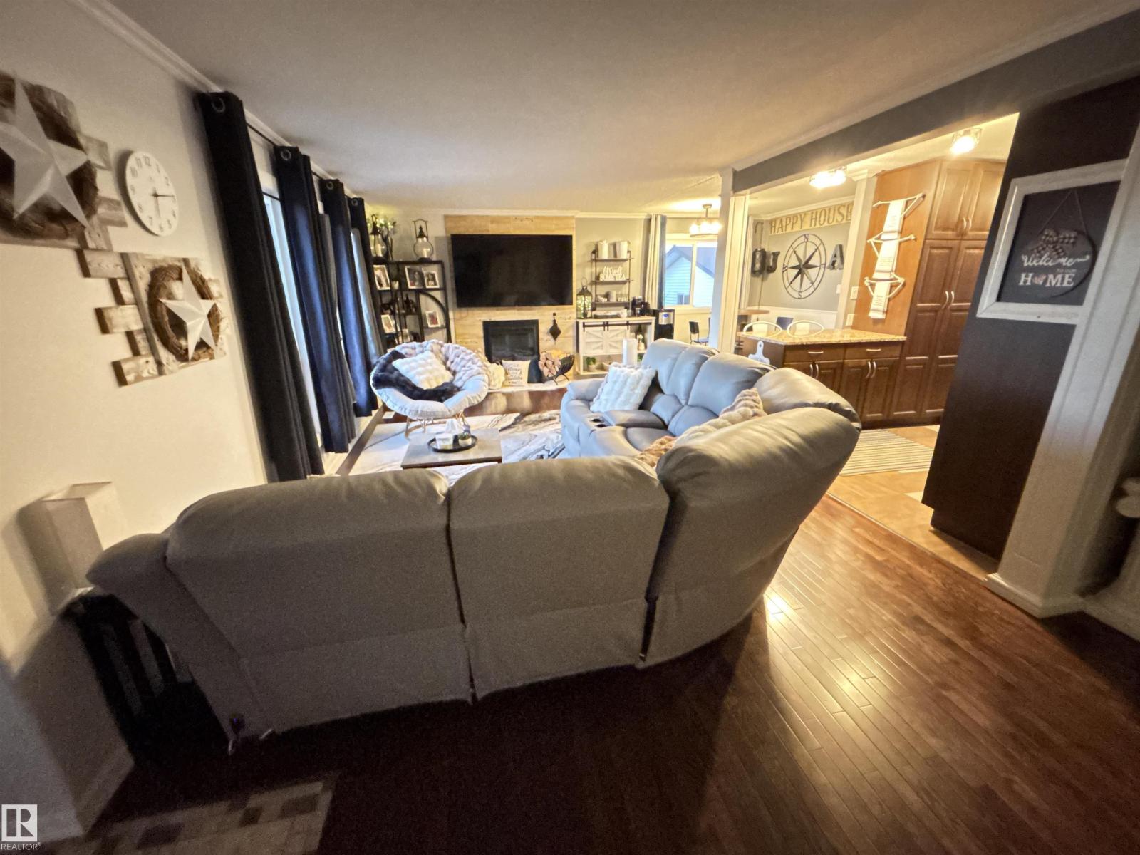Property photograph 18 for MLS E4514413
