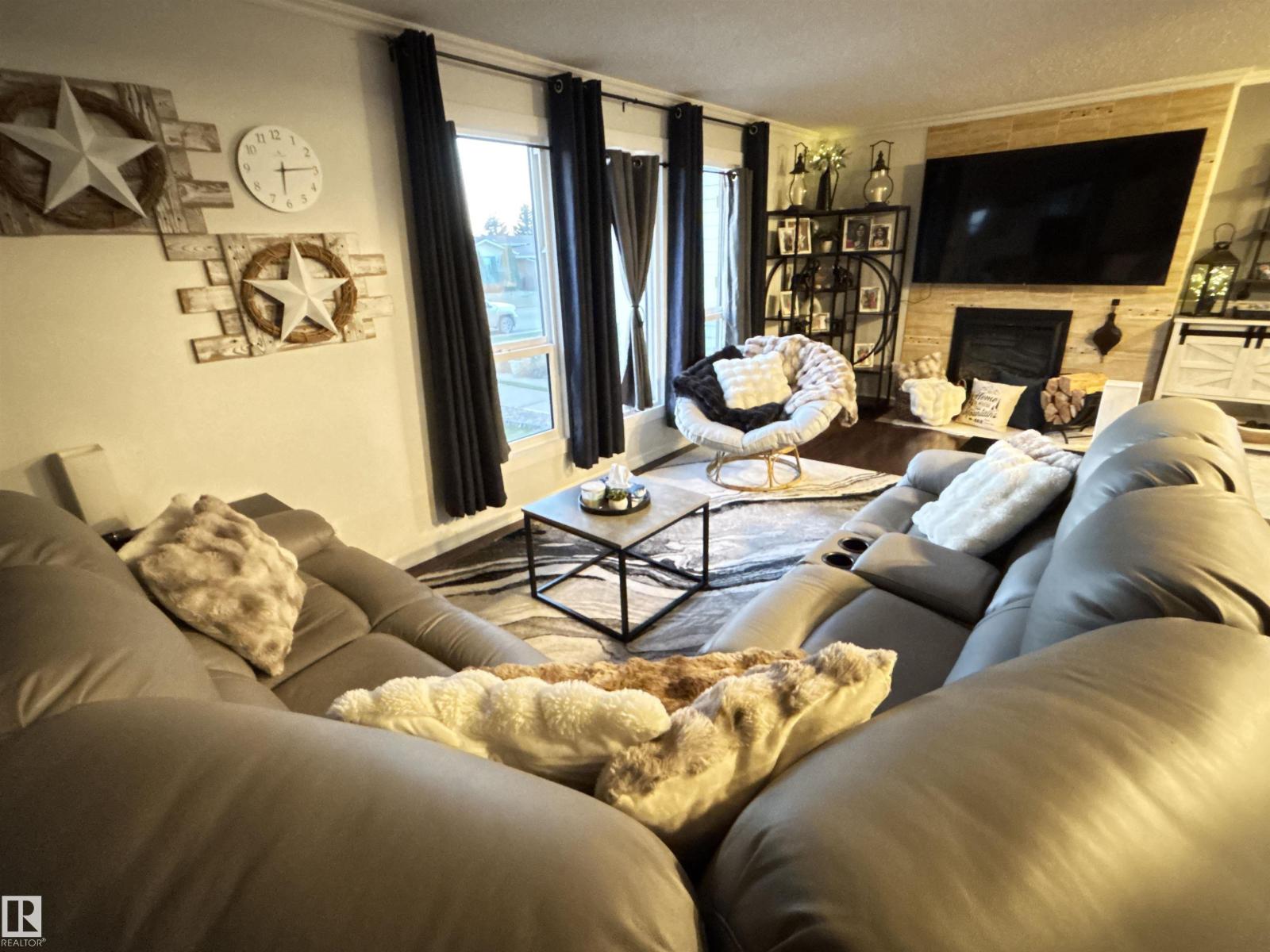 Property photograph 22 for MLS E4514413