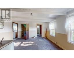 1454 Torbay Road thumbnail 16