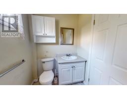 1454 Torbay Road thumbnail 20