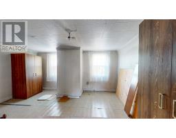 1454 Torbay Road thumbnail 25