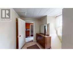 1454 Torbay Road thumbnail 30