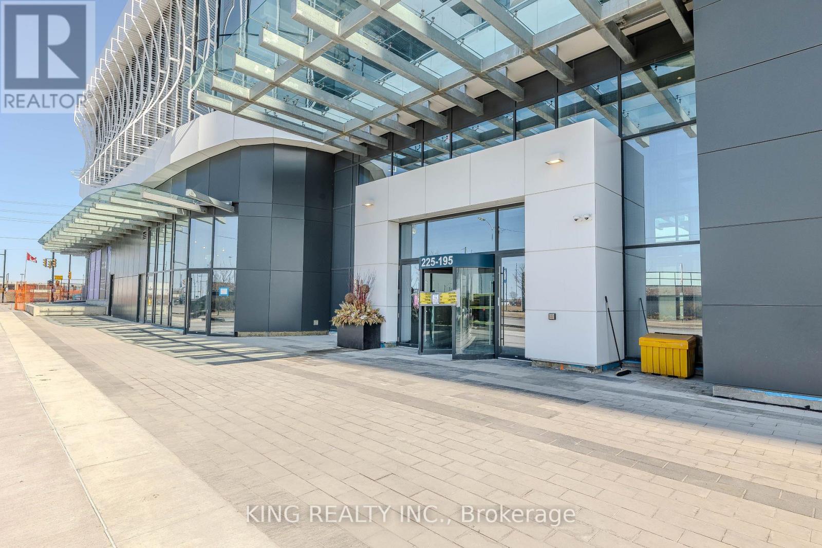 6303- 225 Commerce Street, Vaughan, ON photo 12