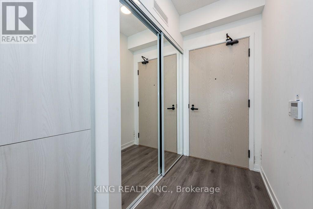 6303- 225 Commerce Street, Vaughan, ON photo 16