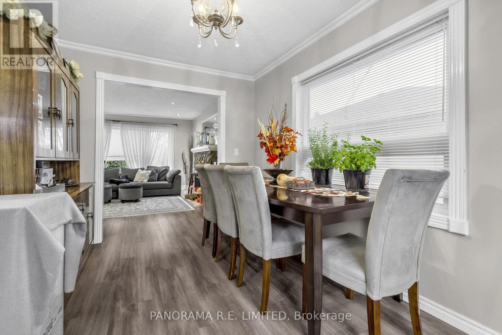 7676 Kipling Avenue, Vaughan, ON photo 11