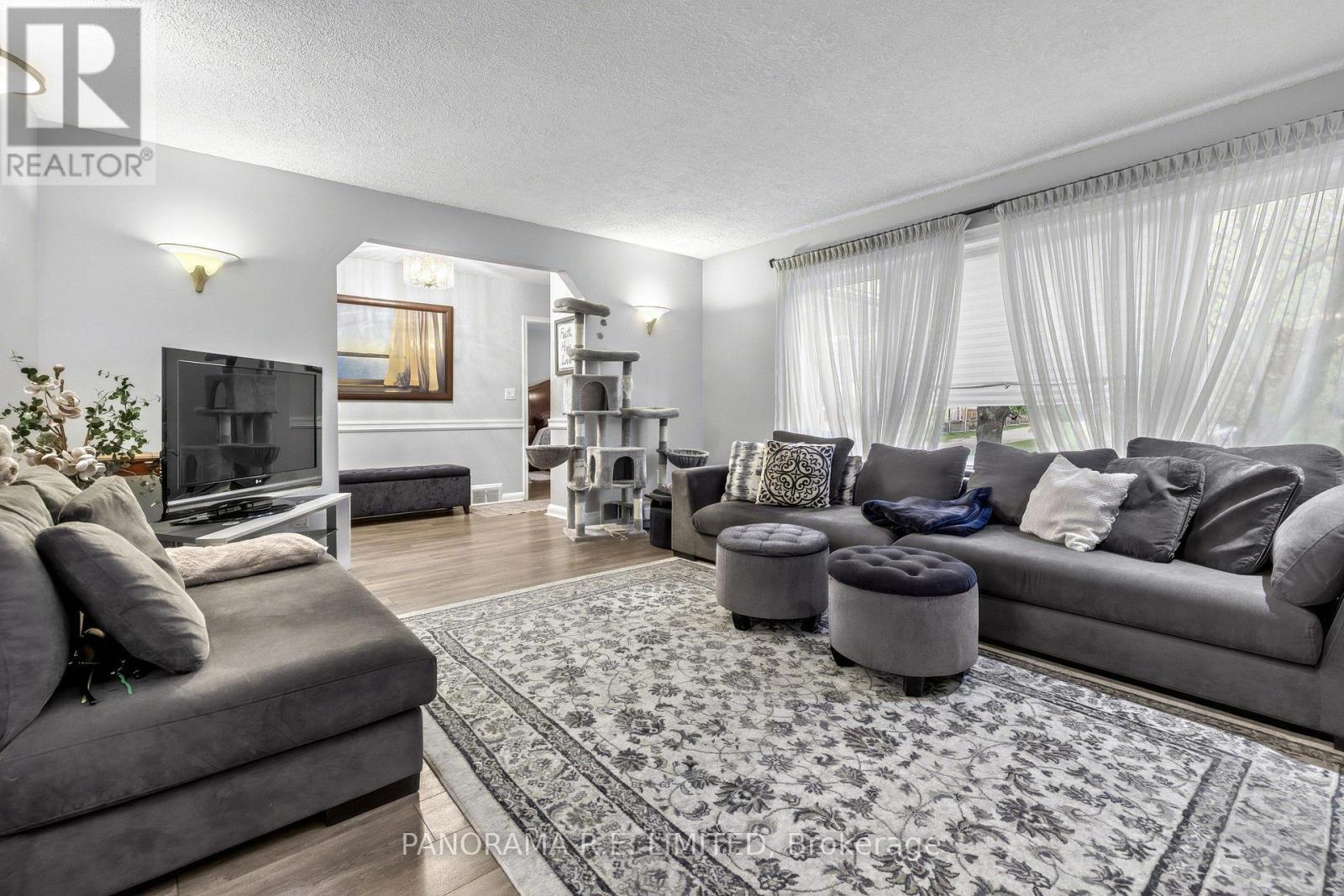 7676 Kipling Avenue, Vaughan, ON photo 8