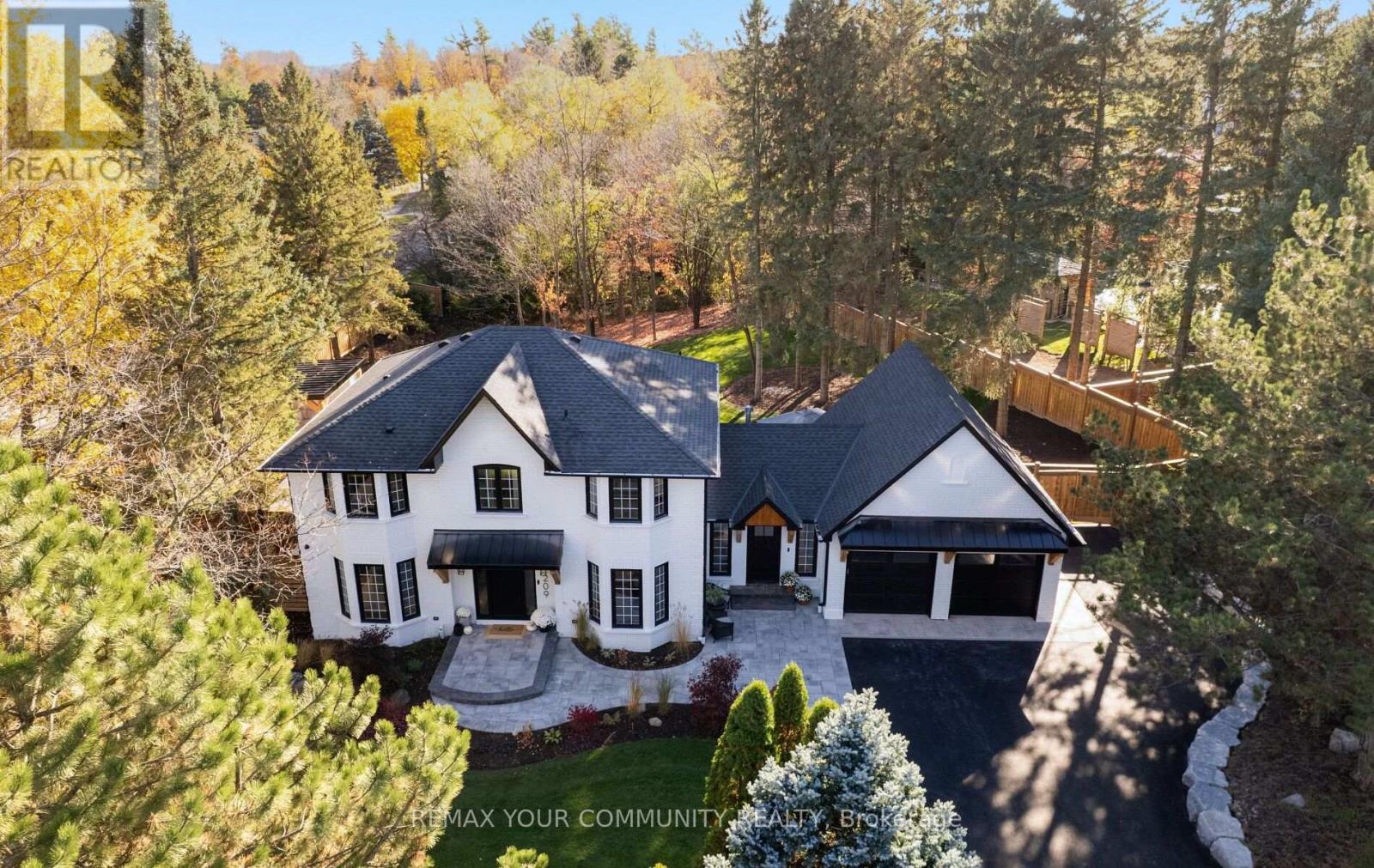 209 HEATHWOOD HEIGHTS DRIVE