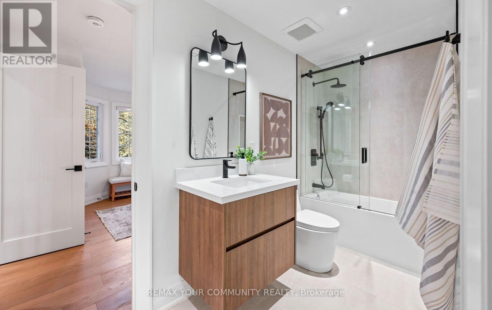 209 Heathwood Heights Drive, Aurora, ON photo 31