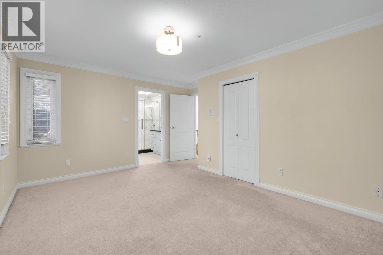 1956 W 42nd Avenue, Vancouver — photo 14