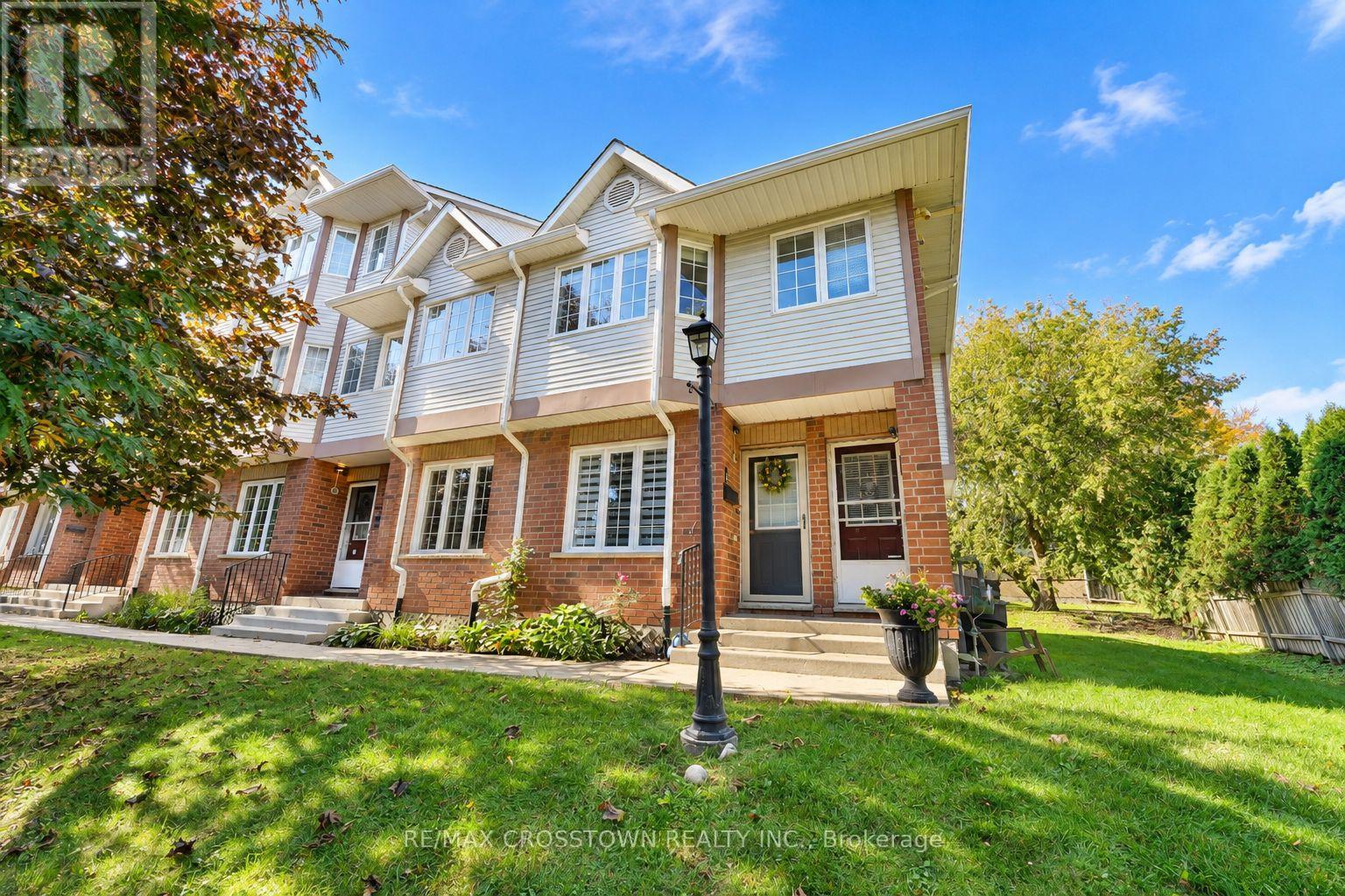 Photo of 1067 Rymal Road
