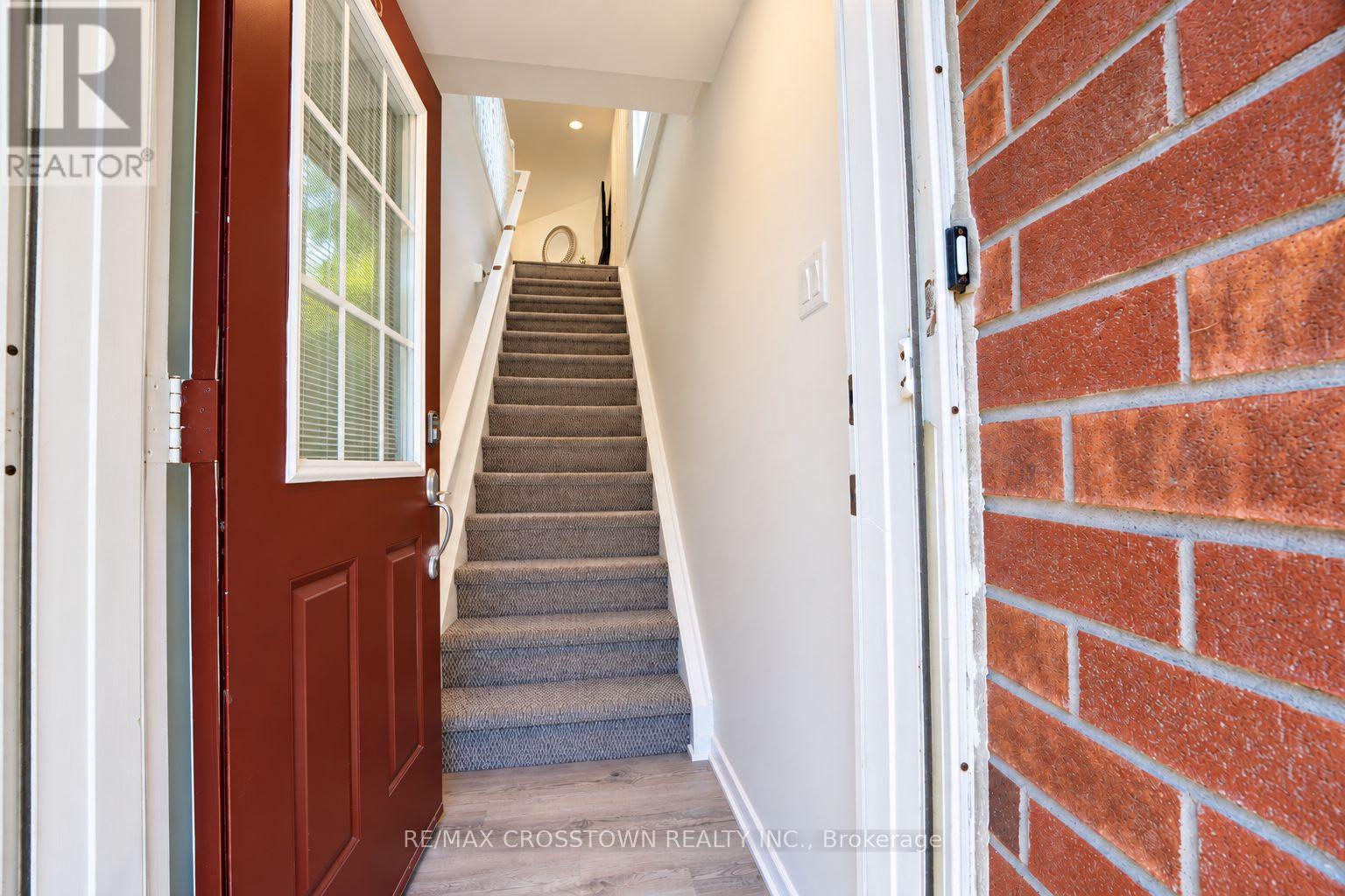 10- 1067 Rymal Road East, Hamilton, ON photo 14