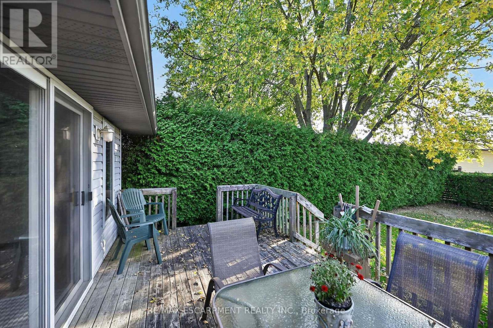 11 BARTON Street, Haldimand, ON photo 38