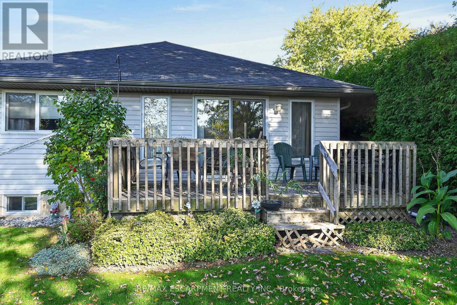 11 BARTON Street, Haldimand, ON photo 39